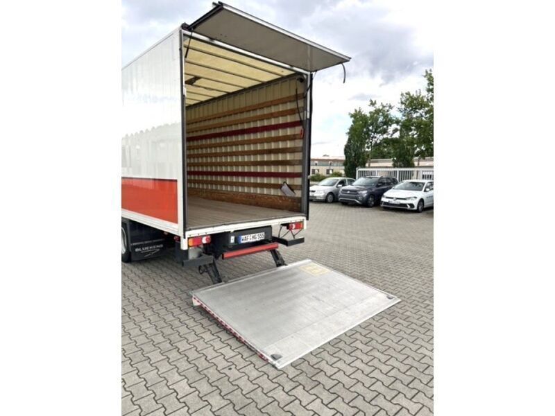 Gebraucht Volvo 240 246 PS (180 kW) 2013 Weiß Van