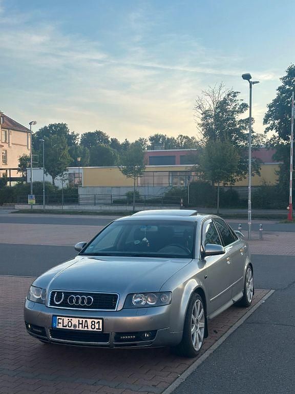Gebraucht Audi A4 Performance 131 PS (96 kW) 2004 Grau Limousine
