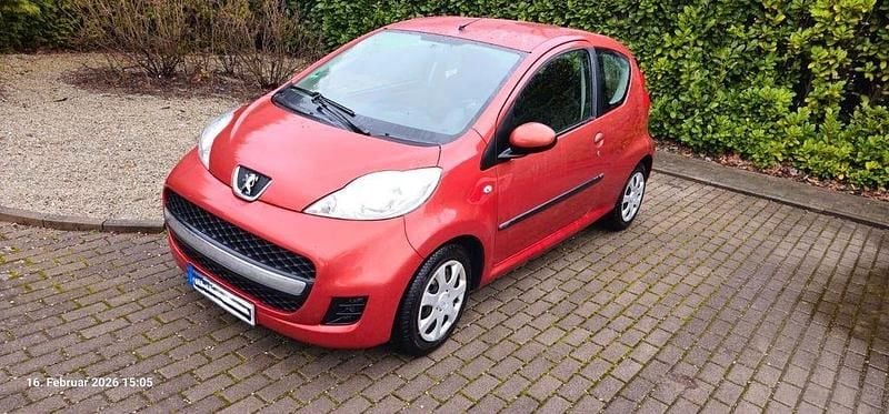 Gebraucht Peugeot 107 Filou 68 PS (50 kW) 2009 Rot Kleinwagen