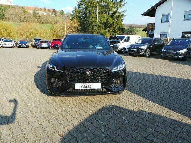 Gebraucht Jaguar F-Pace R-Dynamic 300 PS (220 kW) 2023 Santorini black SUV
