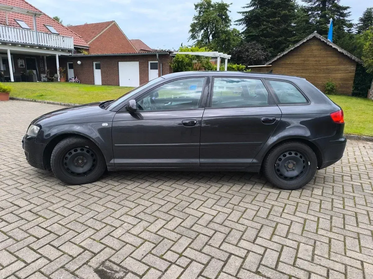 Gebraucht Audi A3 Ambition 140 PS (102 kW) 2006 Grau Kleinwagen