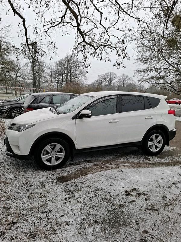 Gebraucht Toyota RAV4 124 PS (91 kW) 2013 Weiß SUV