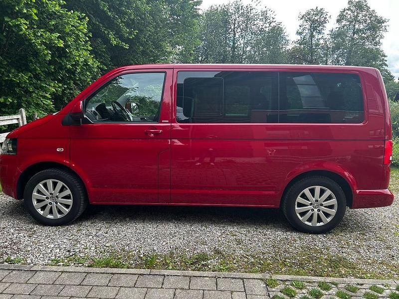 Rot Gebraucht 2012 VW T5 Match Van | 22.000 € - Bild 1/4
