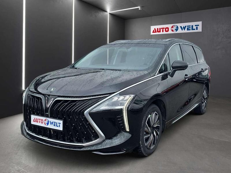 Gebraucht DFSK Forthing 4 177 PS (130 kW) 2025 Schwarz Van / Kleinbus