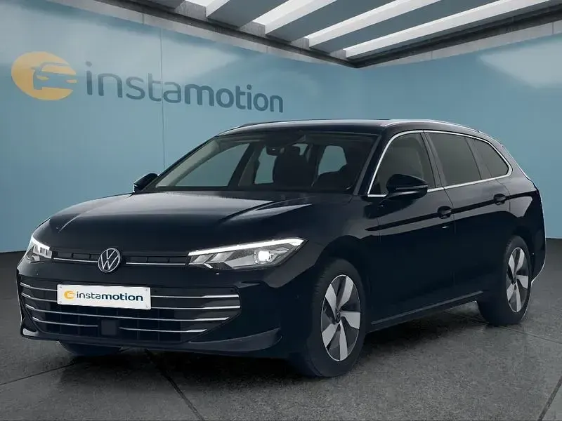 Gebraucht VW Passat 150 PS (110 kW) 2025 Schwarz Kombi