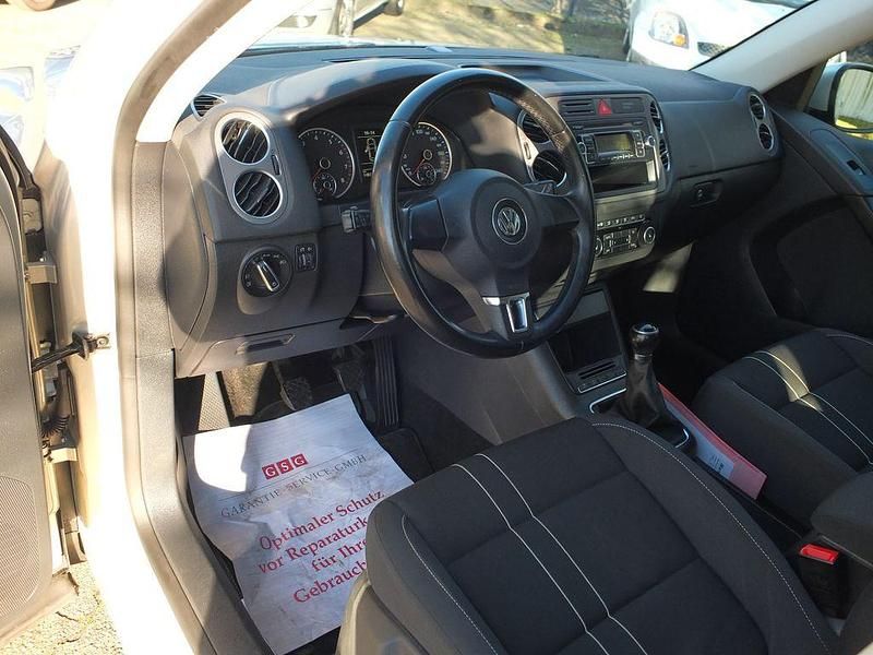 Gebraucht VW Tiguan Freestyle 150 PS (110 kW) 2011 Silber SUV