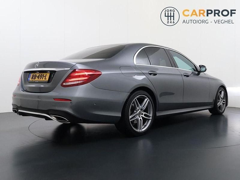 Gebraucht Mercedes E200 Business 184 PS (135 kW) 2017 Grau Limousine