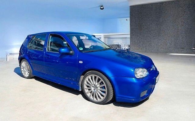 Blau Gebraucht 2003 VW Golf IV R Limousine | 28.500 € - Bild 1/4
