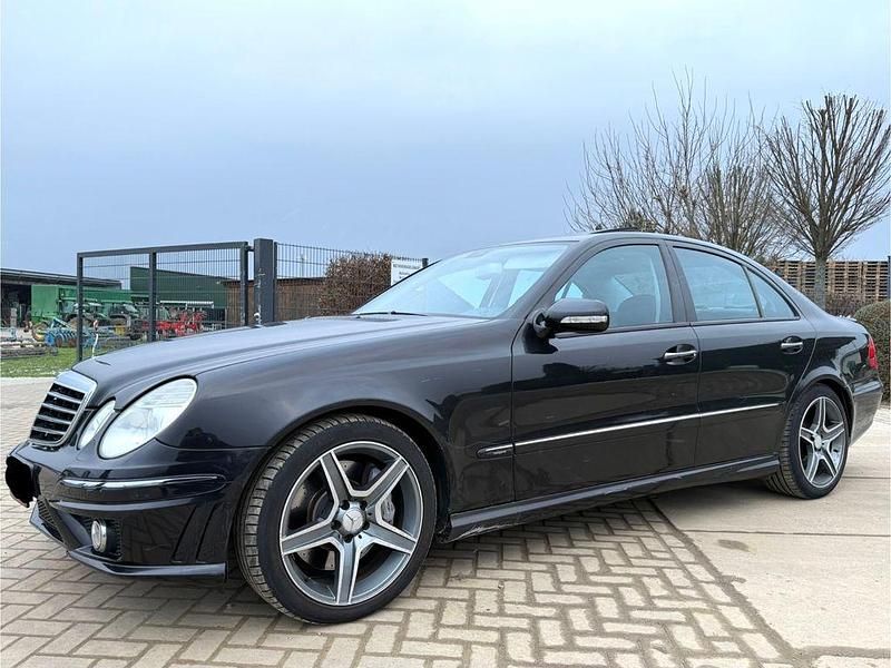 Gebraucht Mercedes E420 AMG 314 PS (230 kW) 2008 Schwarz Limousine
