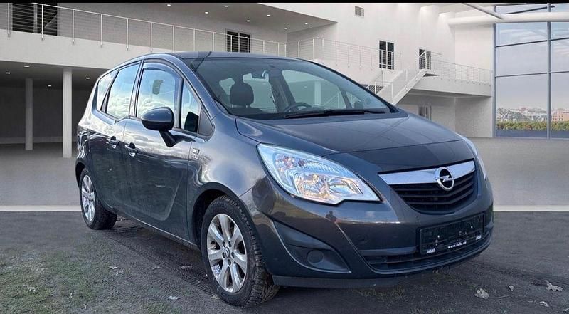 Gebraucht Opel Meriva Active 120 PS (88 kW) 2013 Grau Van / Kleinbus