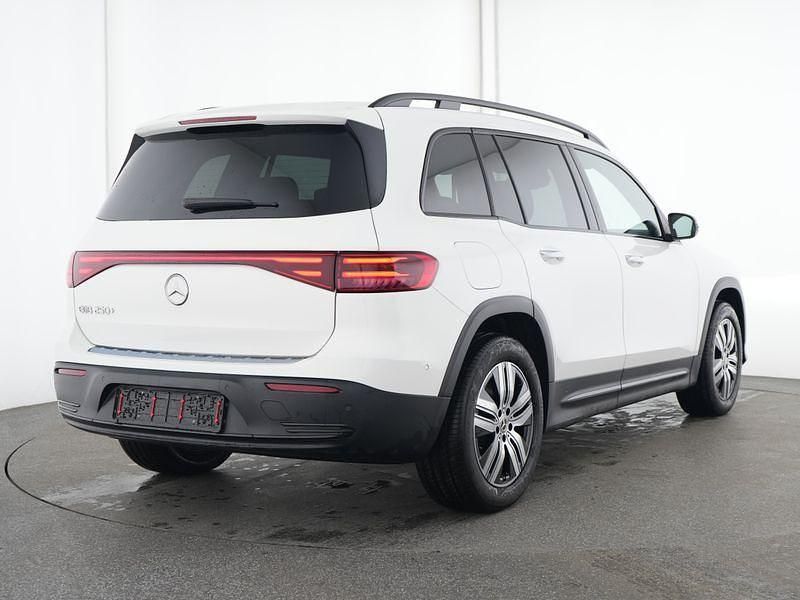 Gebraucht Mercedes EQB250 Night 139 kW (190 PS) 2025 Unilack polarweiß SUV