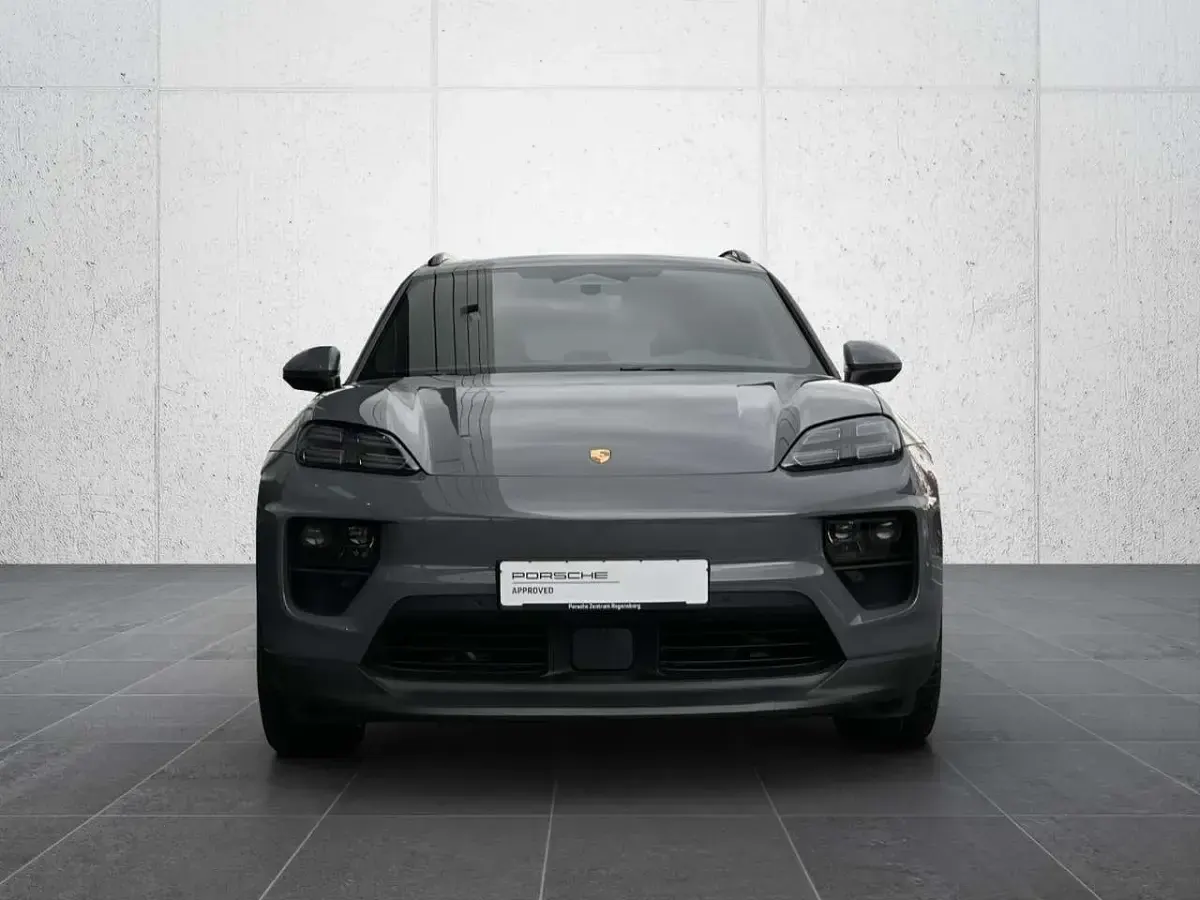 Używany Porsche Macan 300 kW (408 KM) 2025 Szary SUV