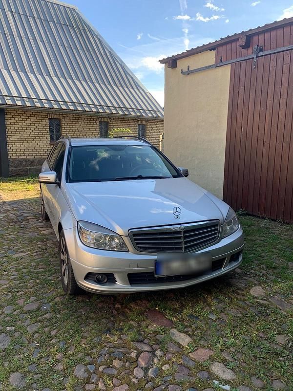 Silber Gebraucht 2009 Mercedes C200 Kombi | 3.000 € (Guter Preis) - Bild 1/4