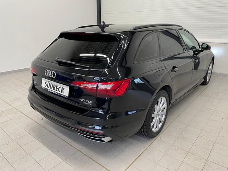 Gebraucht Audi A4 Advanced 204 PS (150 kW) 2022 Kombi