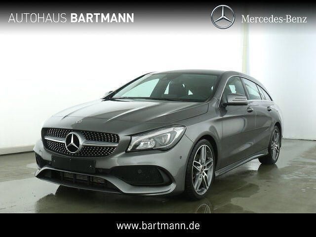 Mountaingrau Gebraucht 2018 Mercedes CLA200 Shooting Brake AMG Kombi | 20.799 € (Fairer Preis) - Bild 1/4
