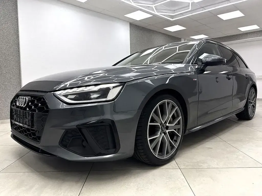 Gebraucht Audi A4 S-Line 245 PS (180 kW) 2020 Grau Kombi