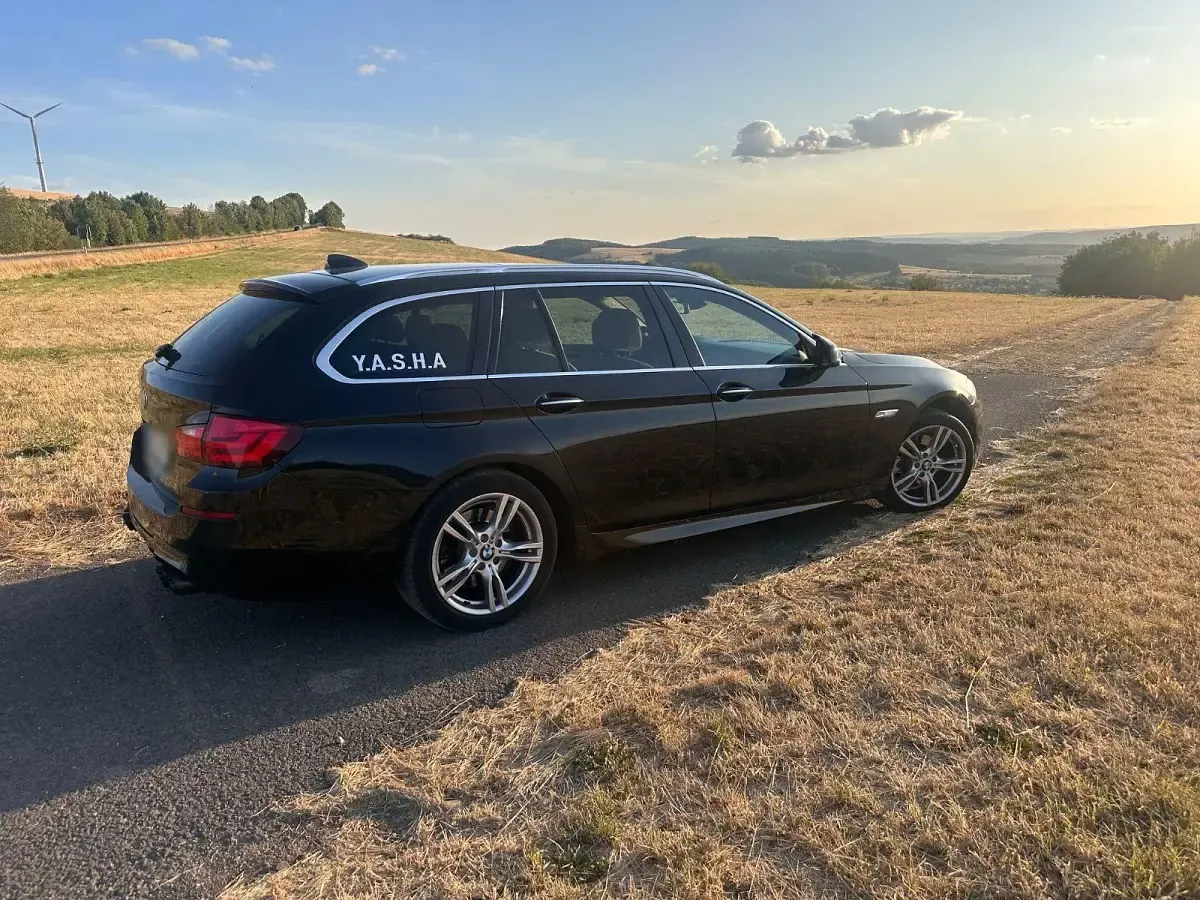 Gebraucht BMW 520 M Sport 230 PS (169 kW) 2010 Schwarz Kombi