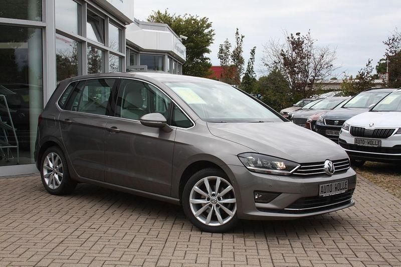 Grau Gebraucht 2016 VW Golf VII Highline Limousine | 15.950 € (Etwas zu teuer) - Bild 1/4
