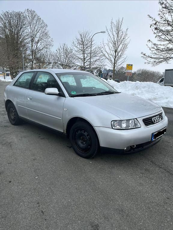 Gebraucht Audi A3 125 PS (91 kW) 2002 Silber Limousine