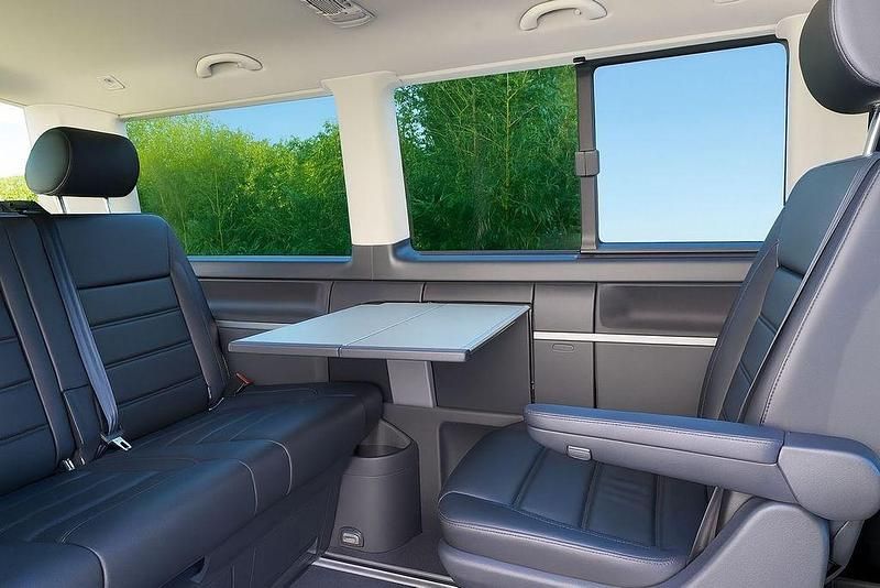 Gebraucht VW Multivan Comfortline 150 PS (110 kW) 2019 Beige Van