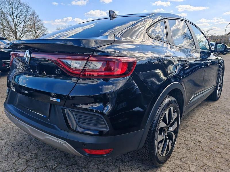 Gebraucht Renault Arkana 143 PS (105 kW) 2022 Schwarz SUV