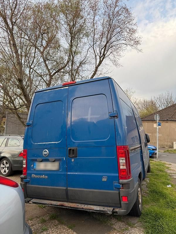 Gebraucht Fiat Ducato 128 PS (94 kW) 2006 Blau Van