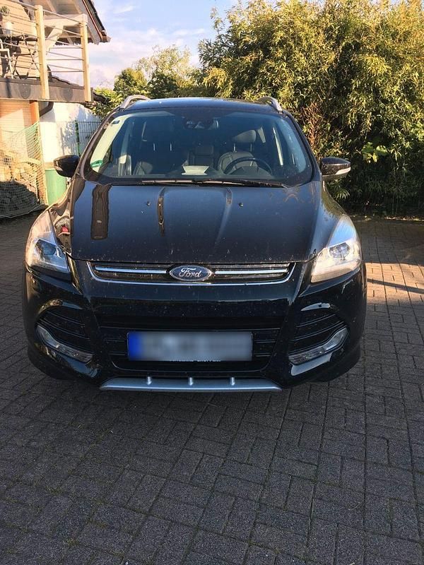 Gebraucht Ford Kuga ST-Line 179 PS (131 kW) 2017 Schwarz SUV