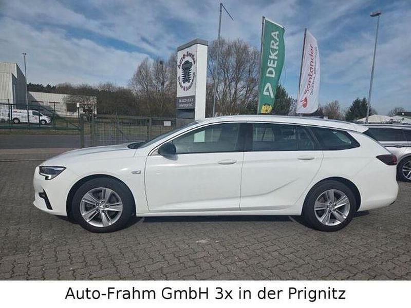 Gebraucht Opel Insignia Business 122 PS (89 kW) 2022 Weiß Kombi