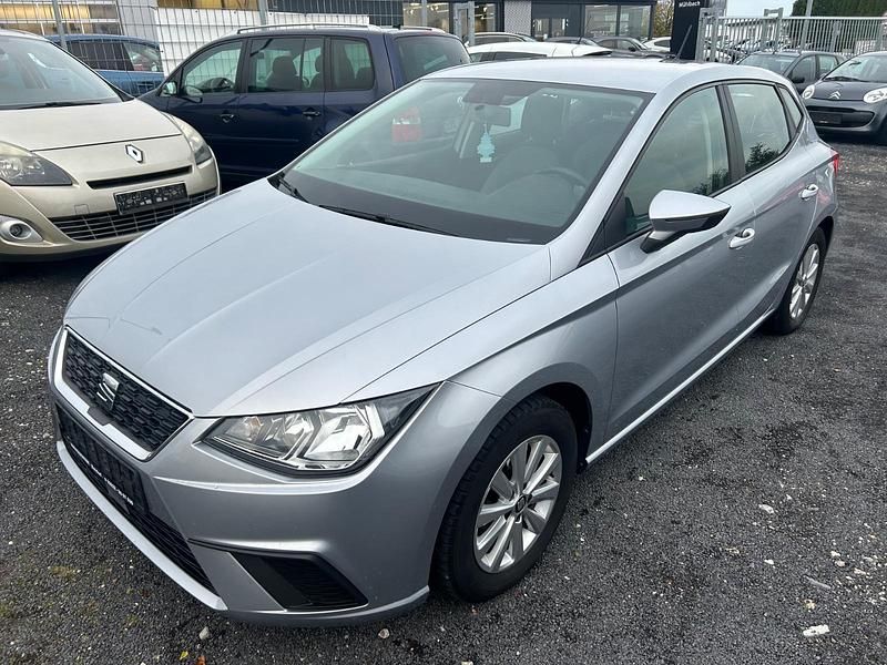 Silber Gebraucht 2019 Seat Ibiza Limousine | 10.999 € (Etwas zu teuer) - Bild 1/4