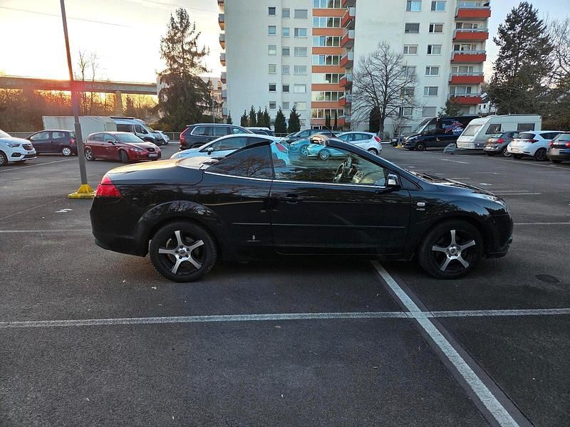 Gebraucht Ford Focus Cabriolet 136 PS (100 kW) 2008 Schwarz Cabrio