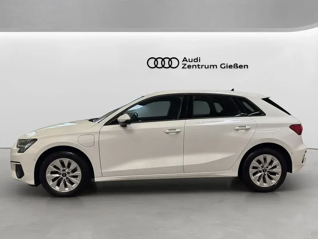 Gebraucht Audi A3 Basis 204 PS (150 kW) 2021 Weiß Limousine