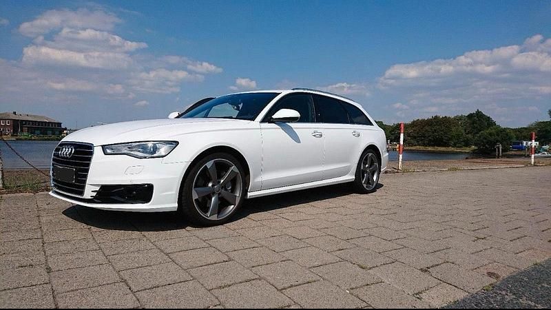 Weiß Gebraucht 2015 Audi A6 Ambiente Kombi | 17.500 € (Fairer Preis) - Bild 1/4