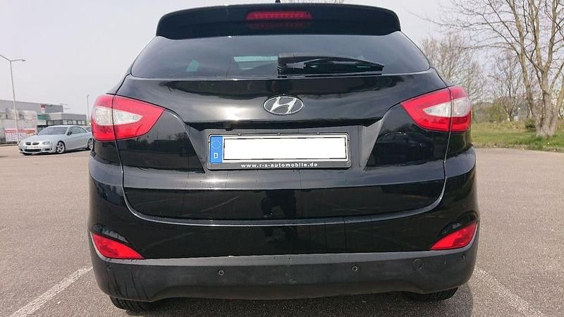 Gebraucht Hyundai ix35 Trend 184 PS (135 kW) 2014 Schwarz SUV