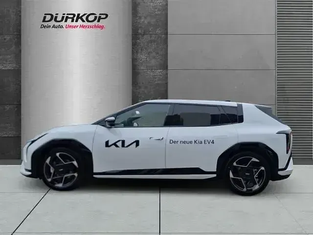 Gebraucht Kia EV4 Comfort 150 kW (204 PS) 2025 Weiß Kleinwagen