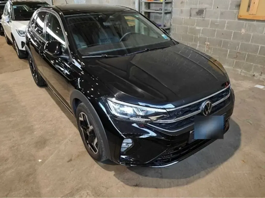 Gebraucht VW Taigo R-line 116 PS (85 kW) 2025 Schwarz SUV