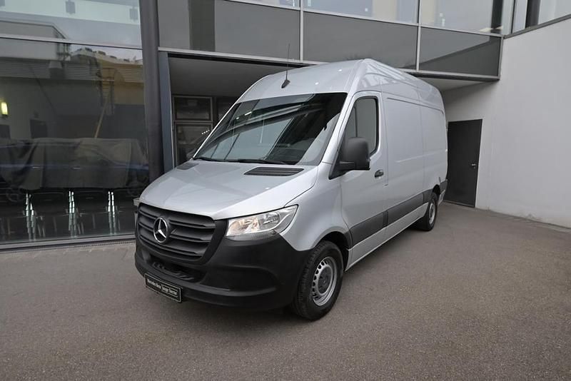 Iridiumsilber metallic Gebraucht 2021 Mercedes Sprinter Van | 33.153 € (Fairer Preis) - Bild 1/3
