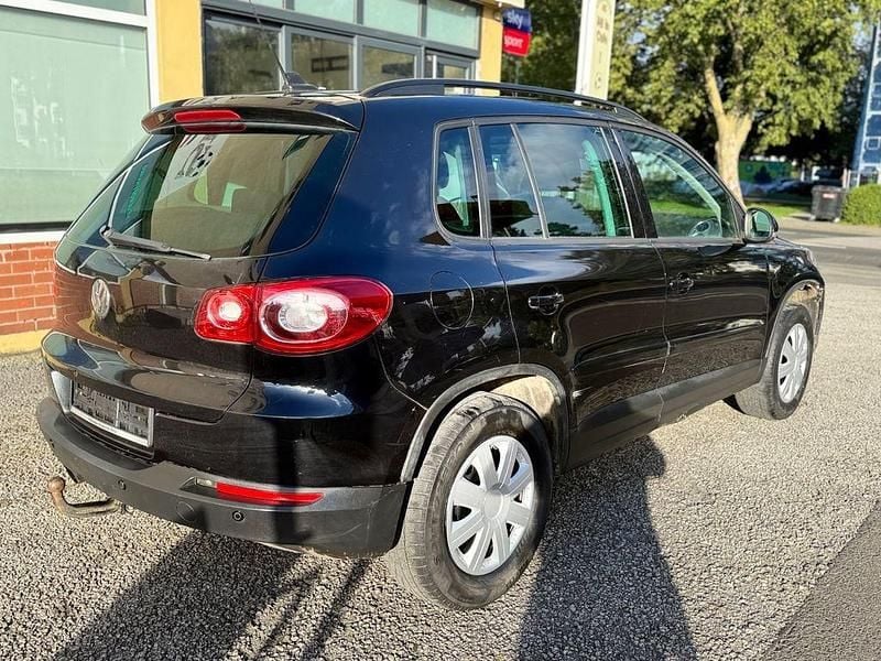 Gebraucht VW Tiguan Track & Field 170 PS (125 kW) 2011 Schwarz SUV