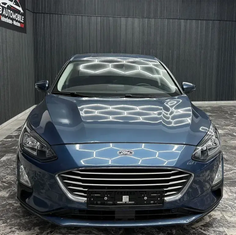 Gebraucht Ford Focus Cool & Connect 150 PS (110 kW) 2020 Limousine