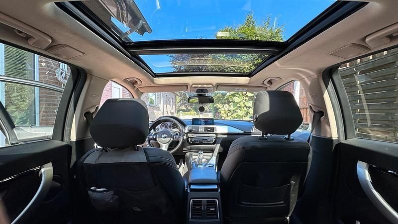 Schwarz Gebraucht 2015 BMW 320 Kombi | 18.000 € (Fairer Preis) - Bild 1/4