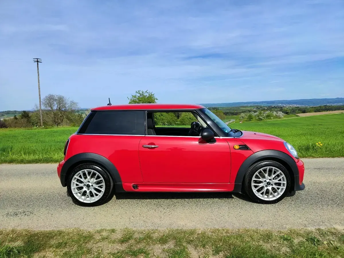 Gebraucht Mini Cooper D 90 PS (66 kW) 2012 Rot Kleinwagen