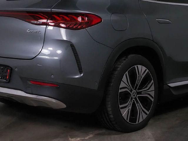 Gebraucht Mercedes EQE350 214 kW (292 PS) 2024 SUV