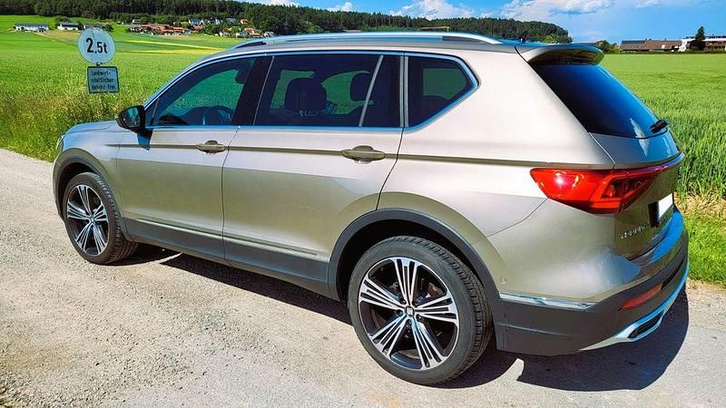 Beige Gebraucht 2020 Seat Tarraco 4Drive SUV | 28.600 € (Superpreis) - Bild 1/4