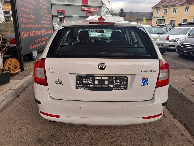Gebraucht Skoda Octavia 102 PS (75 kW) 2009 Weiß Kombi