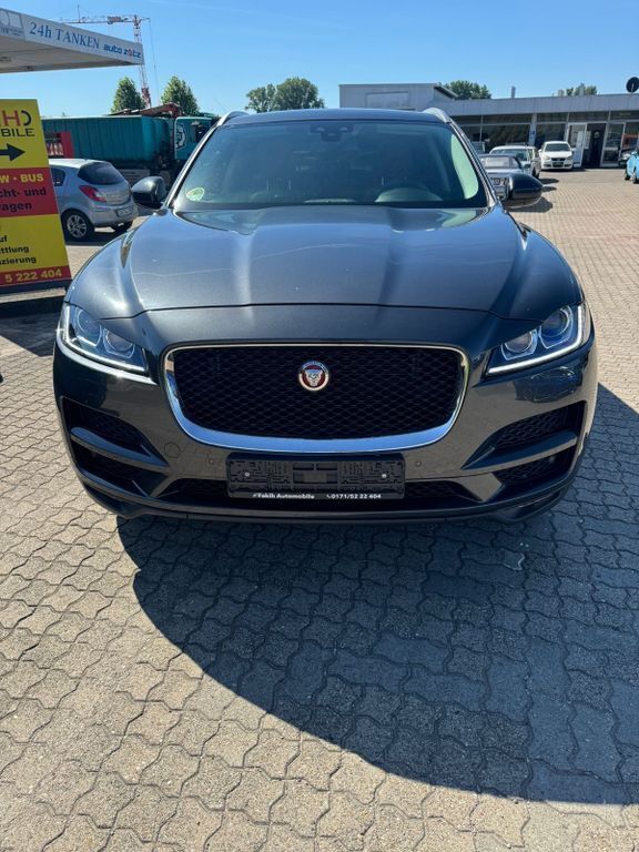 Gebraucht Jaguar F-Pace Portfolio 241 PS (177 kW) 2018 Grau SUV