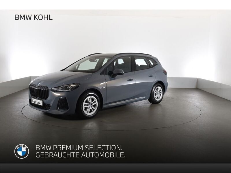 Grau Gebraucht 2024 BMW 218 Active Tourer M Sport Van / Kleinbus | 31.630 € (Fairer Preis) - Bild 1/4