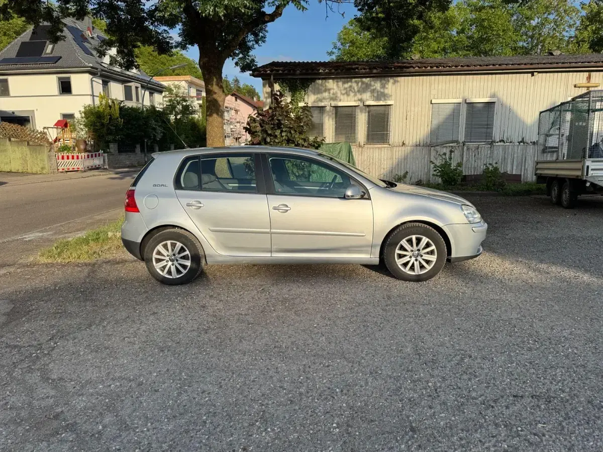 Gebraucht VW Golf IV Goal 75 PS (55 kW) 2006 Silber Limousine