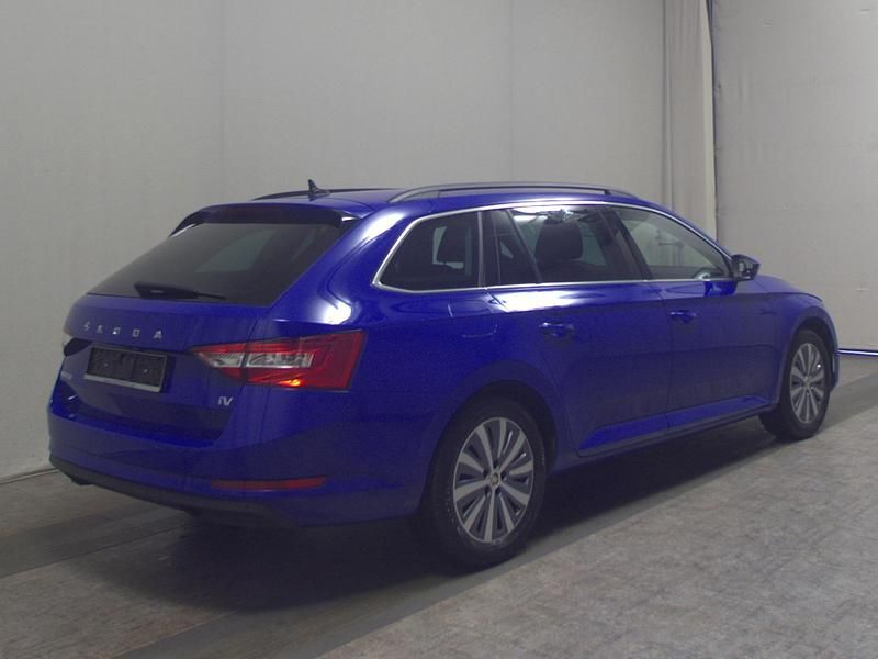 Gebraucht Skoda Superb Ambition 218 PS (160 kW) 2021 Blau Kombi