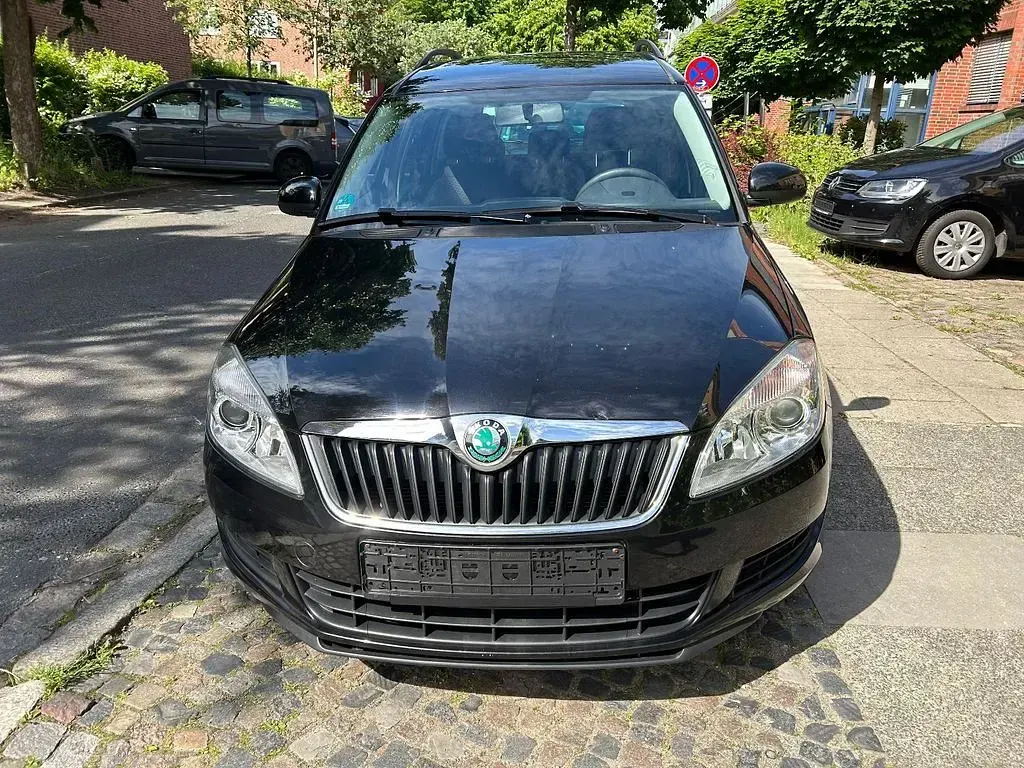 Gebraucht Skoda Roomster Plus Edition 105 PS (77 kW) 2011 Schwarz Van / Kleinbus
