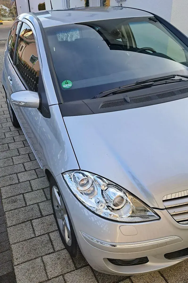 Gebraucht Mercedes A180 Classic 109 PS (80 kW) 2005 Silber Van / Kleinbus