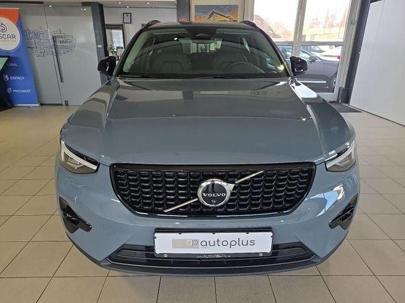 Gebraucht Volvo XC40 Plus 197 PS (144 kW) 2023 Thunder grey SUV